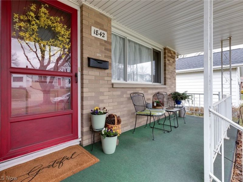 1842 Thornapple Avenue, Akron, OH 44301 Photo 3