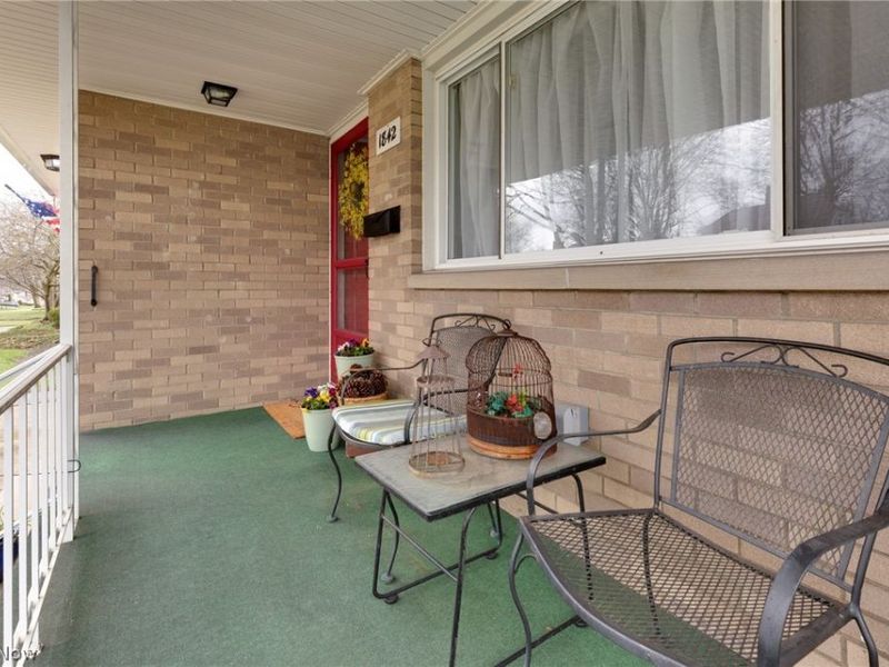 1842 Thornapple Avenue, Akron, OH 44301 Photo 4