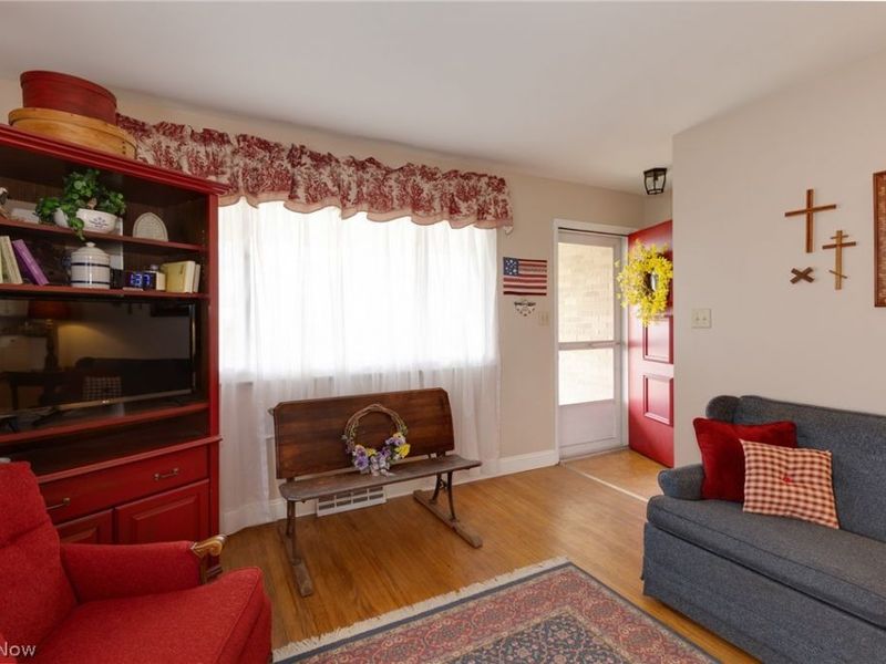 1842 Thornapple Avenue, Akron, OH 44301 Photo 6