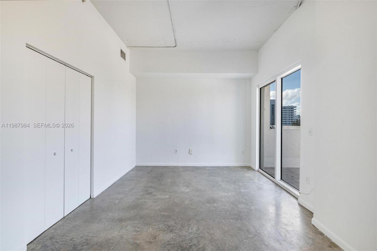 10 SW South River Dr , Unit 609, Miami, FL 33130 Photo