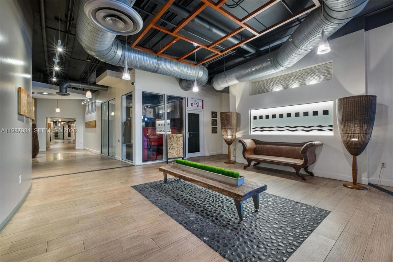 10 SW South River Dr , Unit 609, Miami, FL 33130 Photo