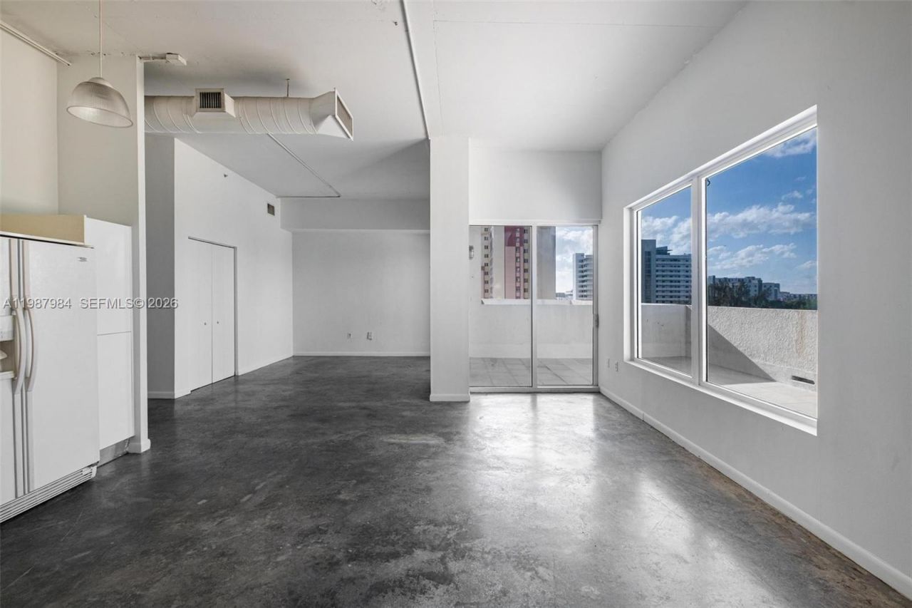 10 SW South River Dr , Unit 609, Miami, FL 33130 Photo