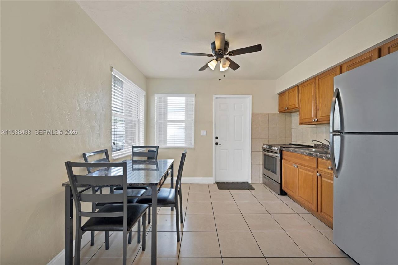 923 N 16th Ct , Hollywood, FL 33020 Photo