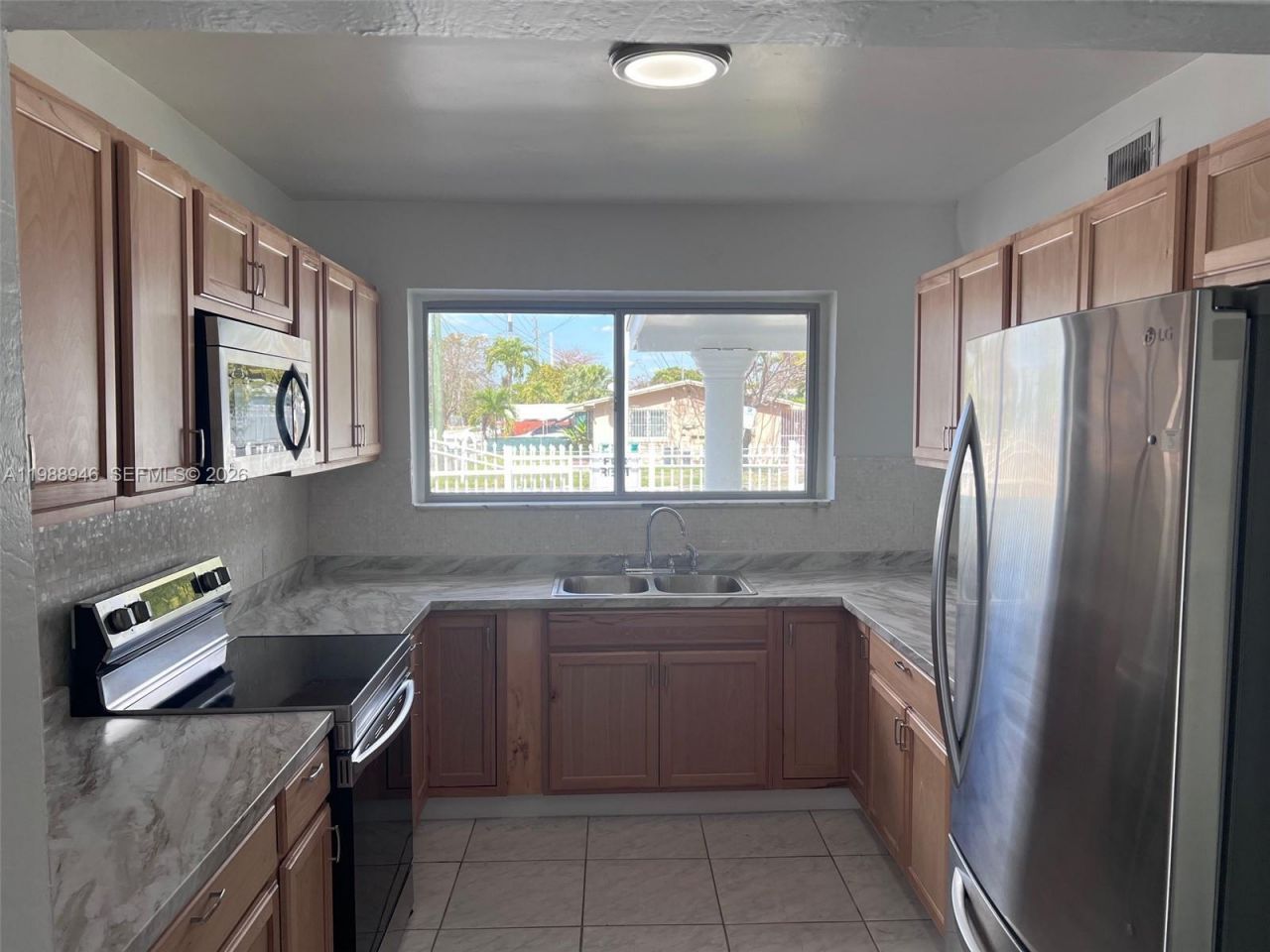 3090 NW 29th St, Miami, FL 33142 Photo