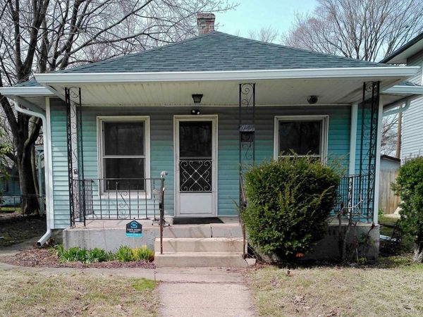 1133 N Brookfield Street, South Bend, IN 46628