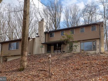 524 PUGH ROAD, WAYNE, PA 19087