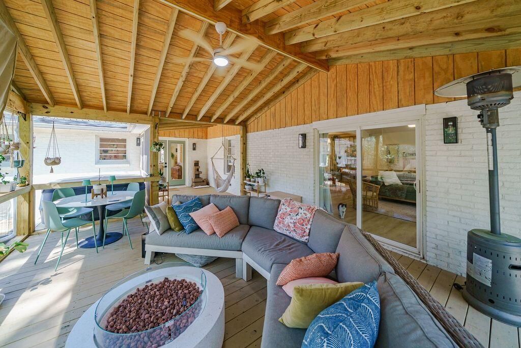 673 Edmonds Drive Photo 16