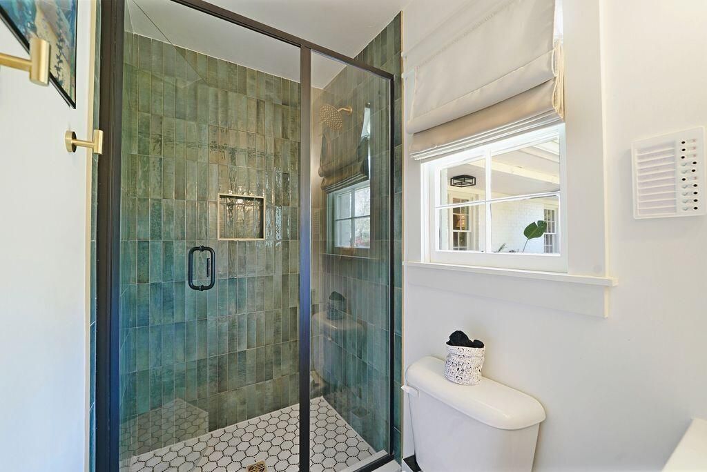 673 Edmonds Drive Photo 29