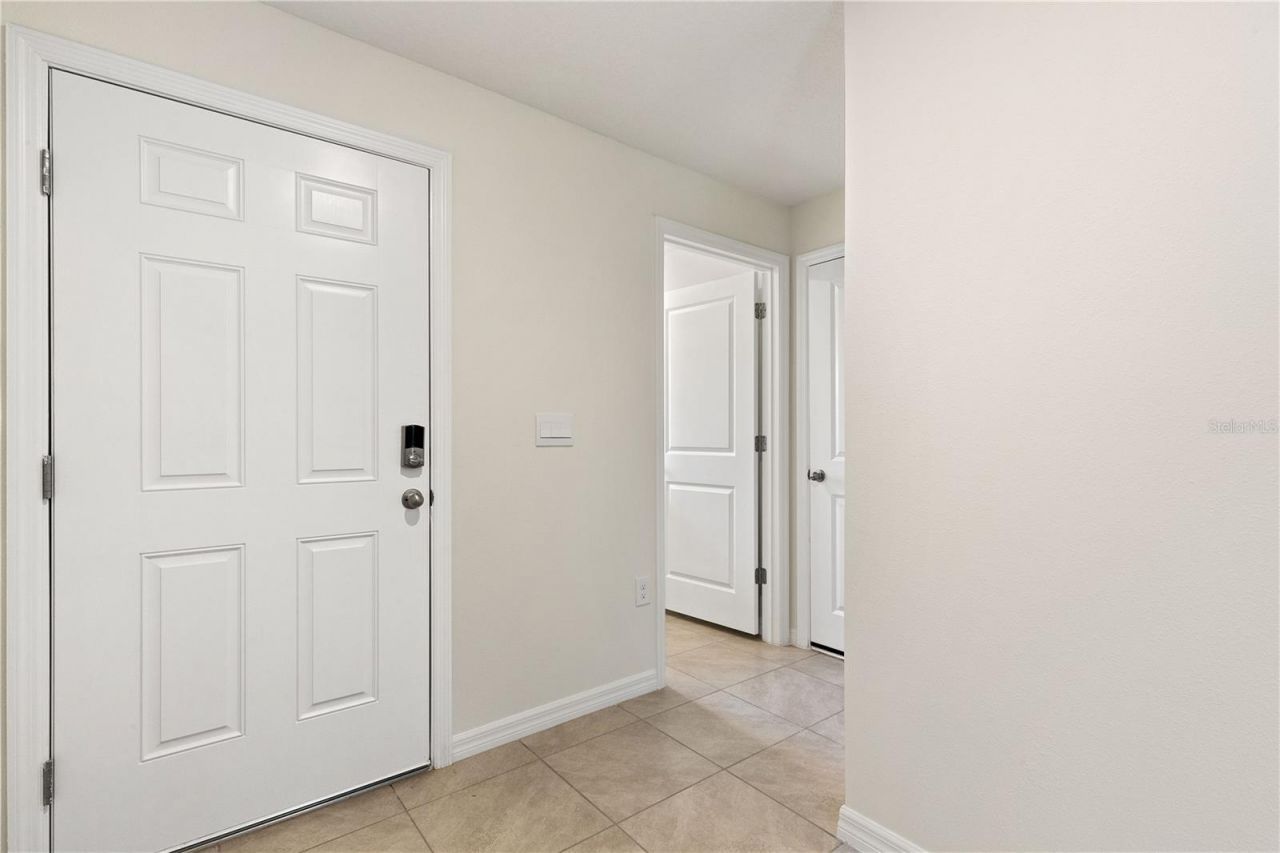 3718 Mannered Gold Avenue , Bradenton, FL 34208 Photo