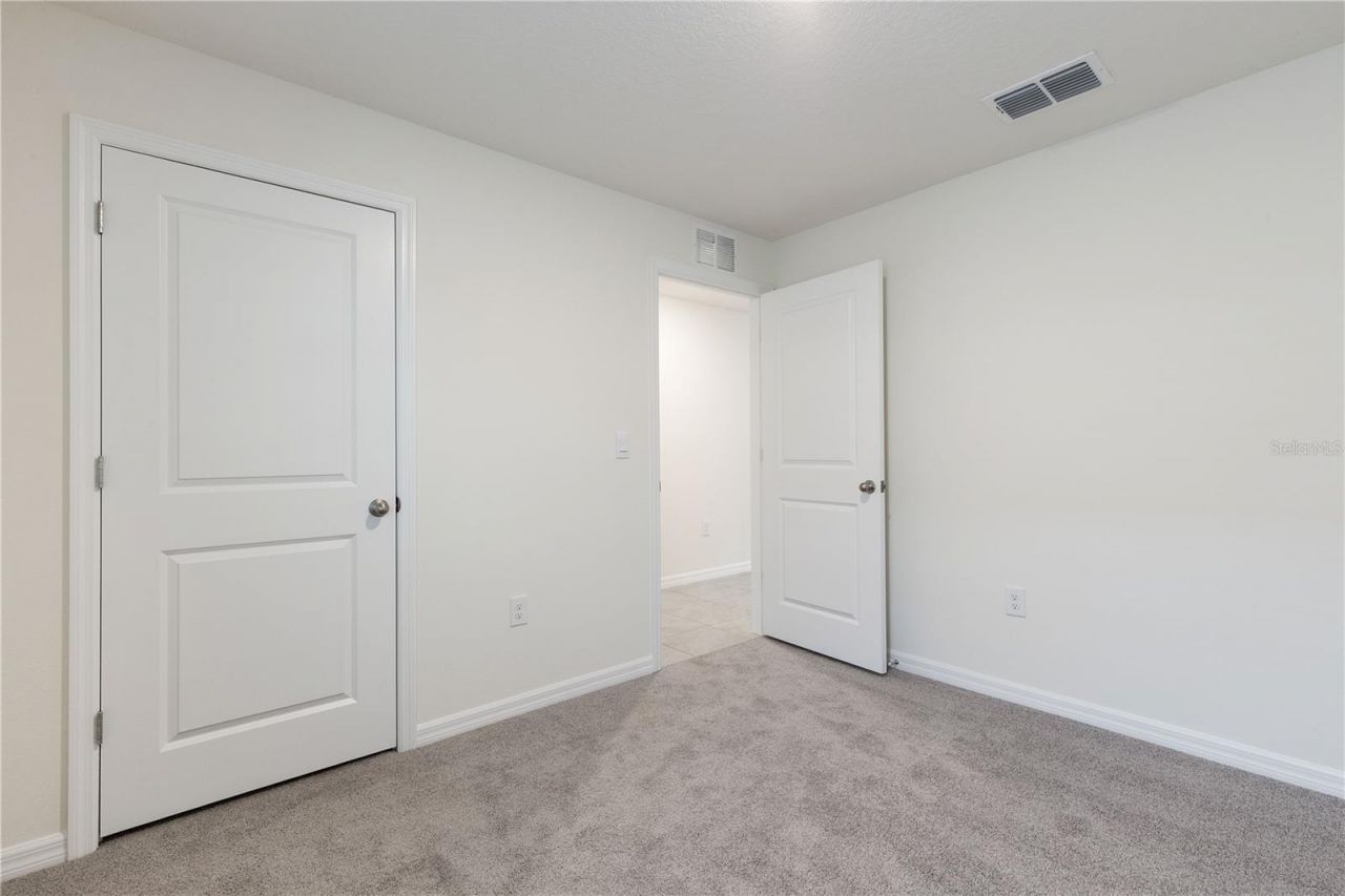 3718 Mannered Gold Avenue , Bradenton, FL 34208 Photo