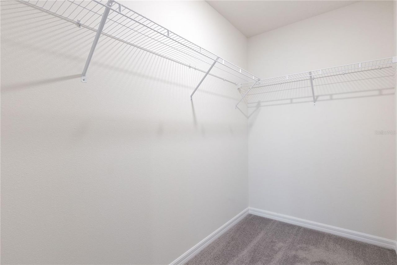 3718 Mannered Gold Avenue , Bradenton, FL 34208 Photo