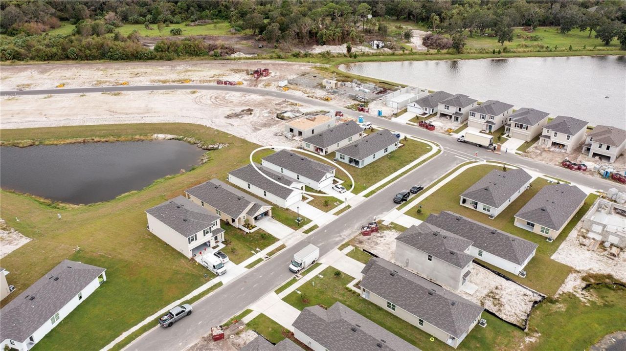 3718 Mannered Gold Avenue , Bradenton, FL 34208 Photo