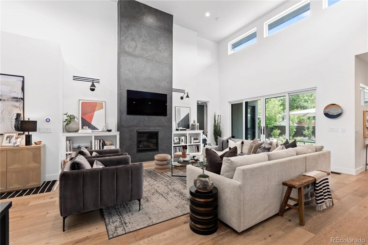 4684 E Dartmouth Avenue, Denver, CO 80222 Main Photo