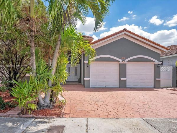 1173 NW 135th Ct , Miami, FL 33182