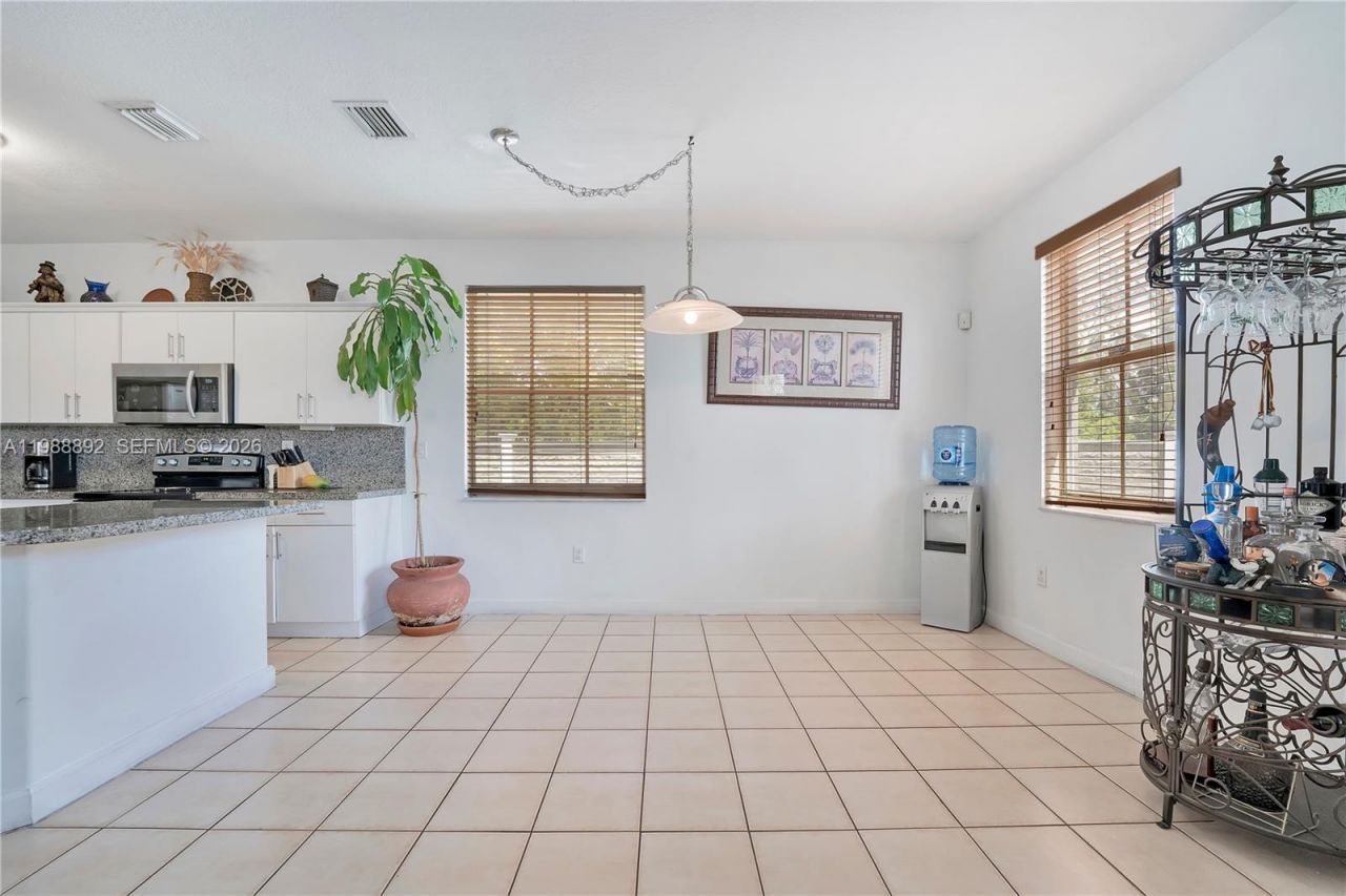 1173 NW 135th Ct , Miami, FL 33182 Photo