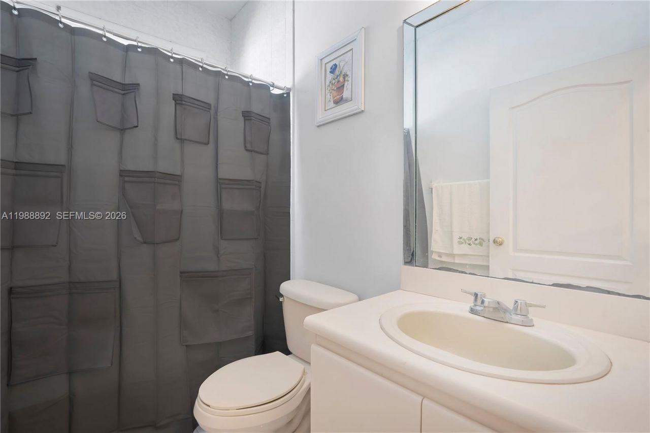 1173 NW 135th Ct , Miami, FL 33182 Photo