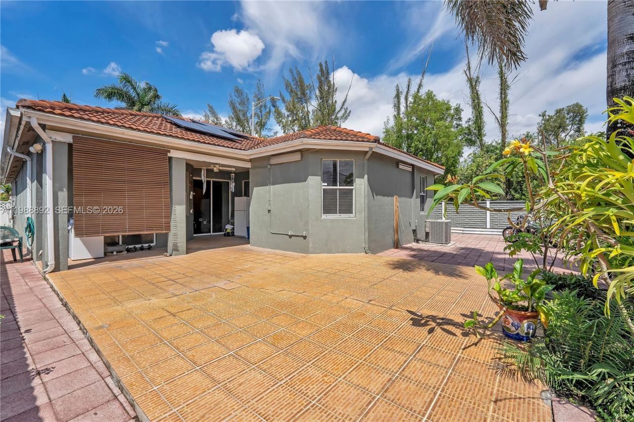 1173 NW 135th Ct , Miami, FL 33182 Photo