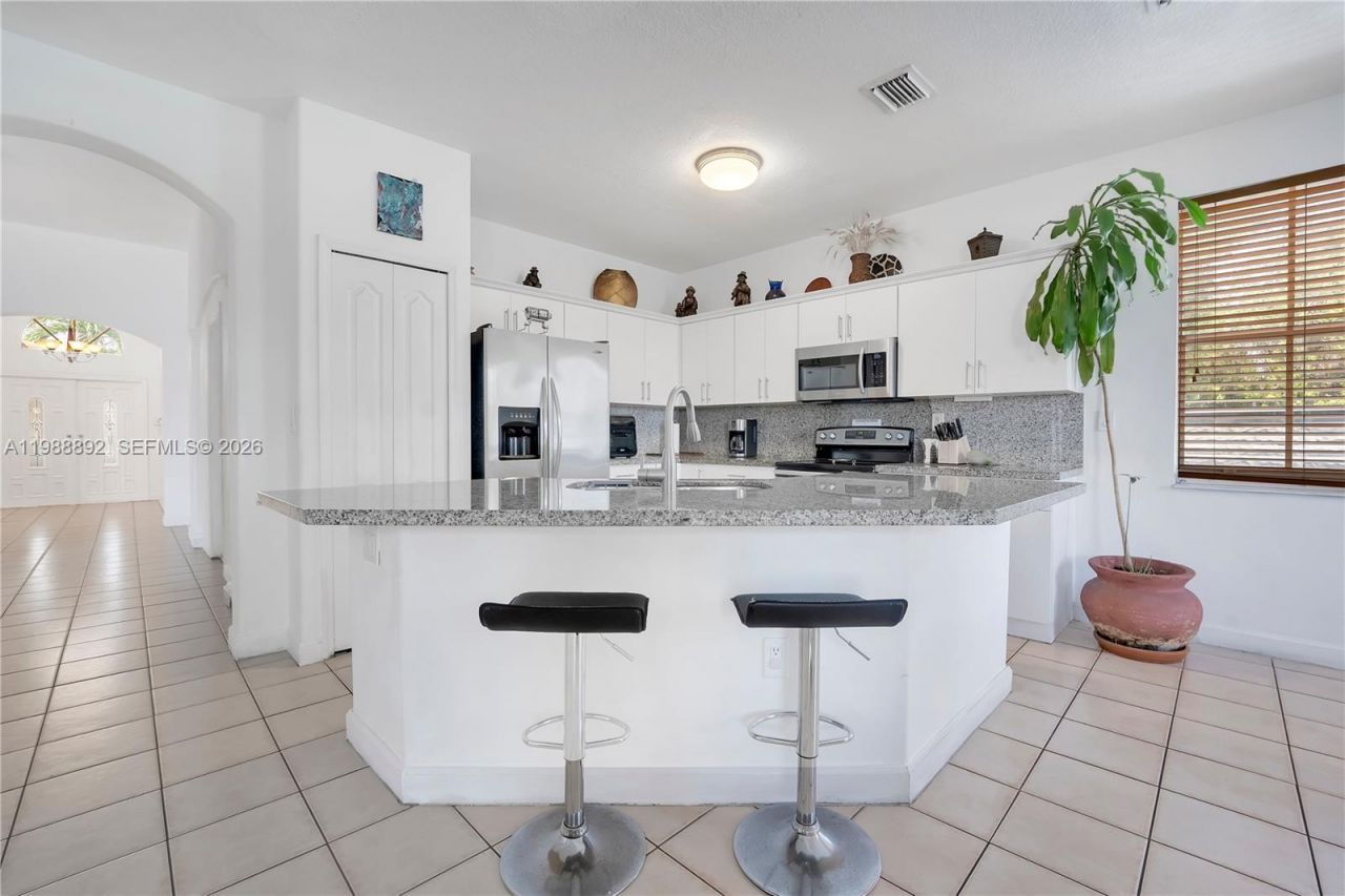 1173 NW 135th Ct , Miami, FL 33182 Photo