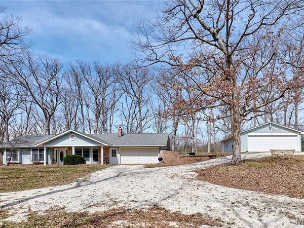 197 White Oak Trail, Winfield, MO 63389