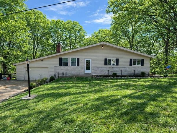 12 Ozark Lane , Arnold, MO 63010