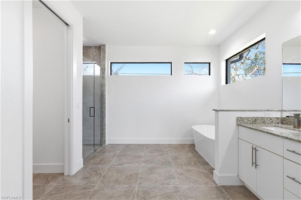 1119 NW 28th Pl , Cape Coral, FL 33993 Photo