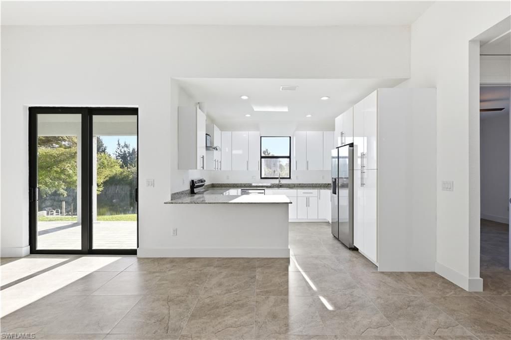 1119 NW 28th Pl , Cape Coral, FL 33993 Photo