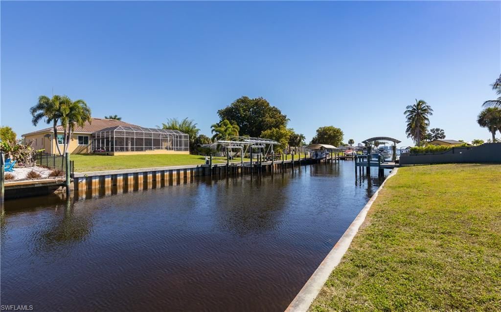 1820 Marina Cir , North Fort Myers, FL 33903 Photo