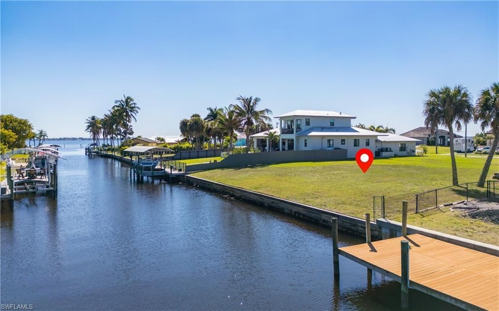 1820 Marina Cir , North Fort Myers, FL 33903 Photo