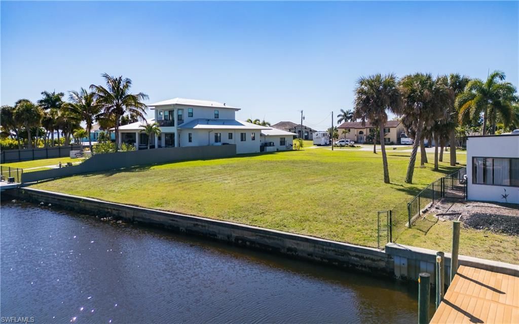 1820 Marina Cir , North Fort Myers, FL 33903 Photo