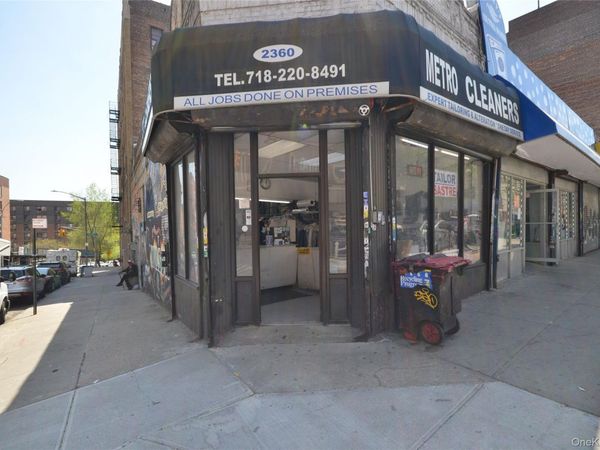 2360 tiebout Avenue, Bronx, NY 10458