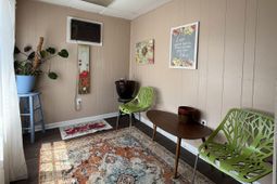 2201 Marshall Street  photo 4