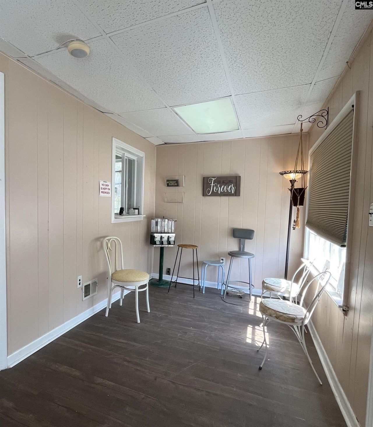 2201 Marshall Street  Photo 5