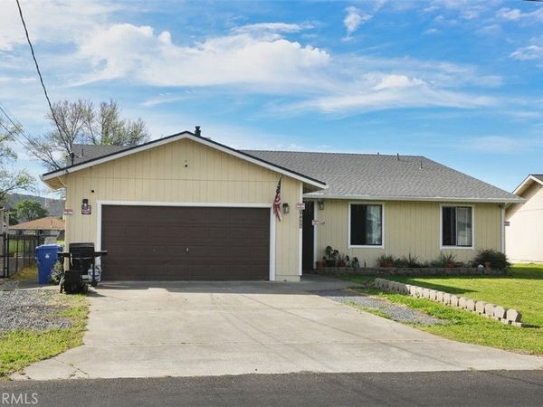 19425 Old Creek, Hidden Valley Lake, CA 95467