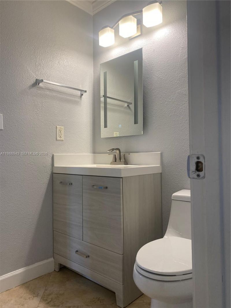 Please Call For Address, Unit 304, Plantation, FL 33322 Photo