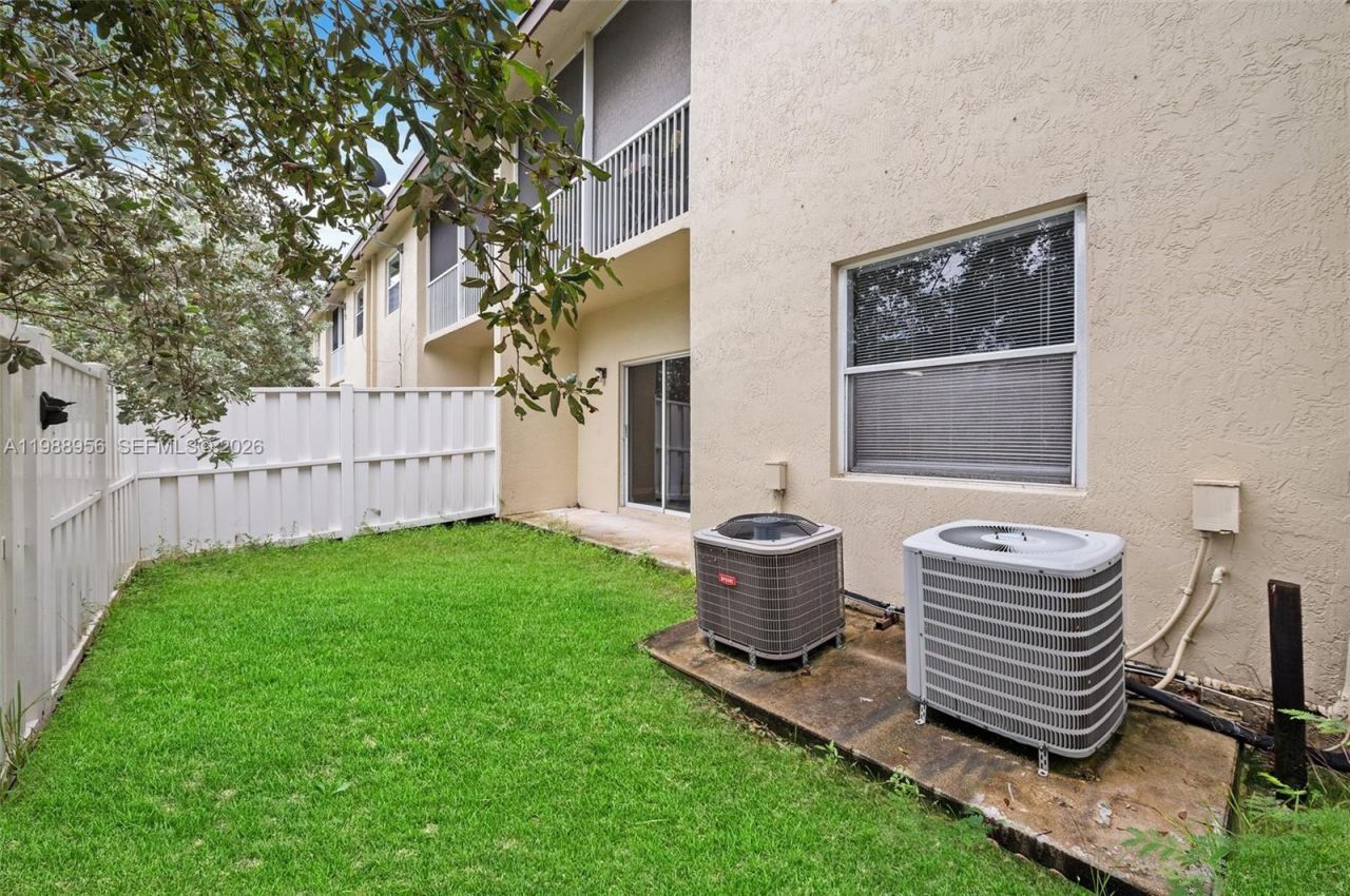 3776 NW 91st Ln, Unit 3776, Sunrise, FL 33351 Photo