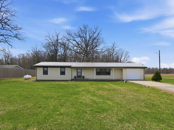 11264 E 550 S, Laotto, IN 46763