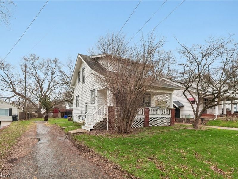 162 Erskine Avenue, Youngstown, OH 44512 Photo 2