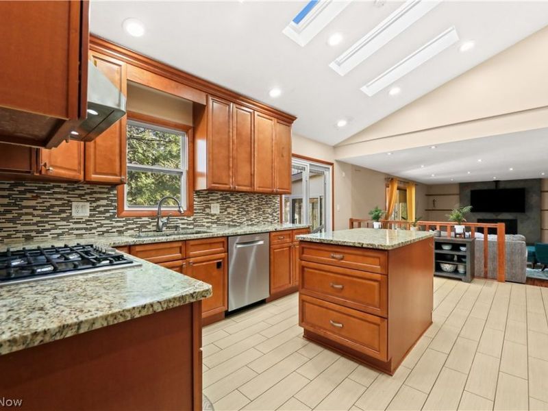 32420 Tracy Lane, Solon, OH 44139 Photo 12