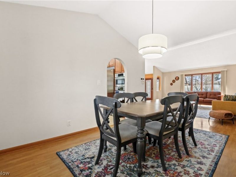 32420 Tracy Lane, Solon, OH 44139 Photo 7