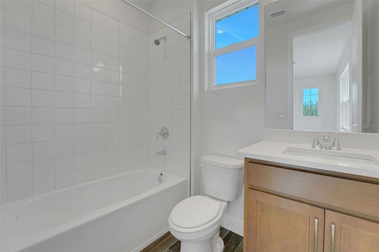 17527 Valleywood Parkway, Land O Lakes, FL 34638 Photo