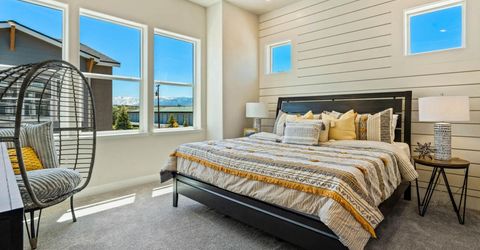 180 Silver Peak Loop, Unit 3, Carson City, NV 89701 Photo