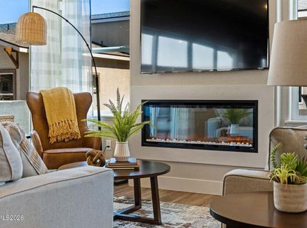 180 Silver Peak Loop, Unit 3, Carson City, NV 89701 Photo