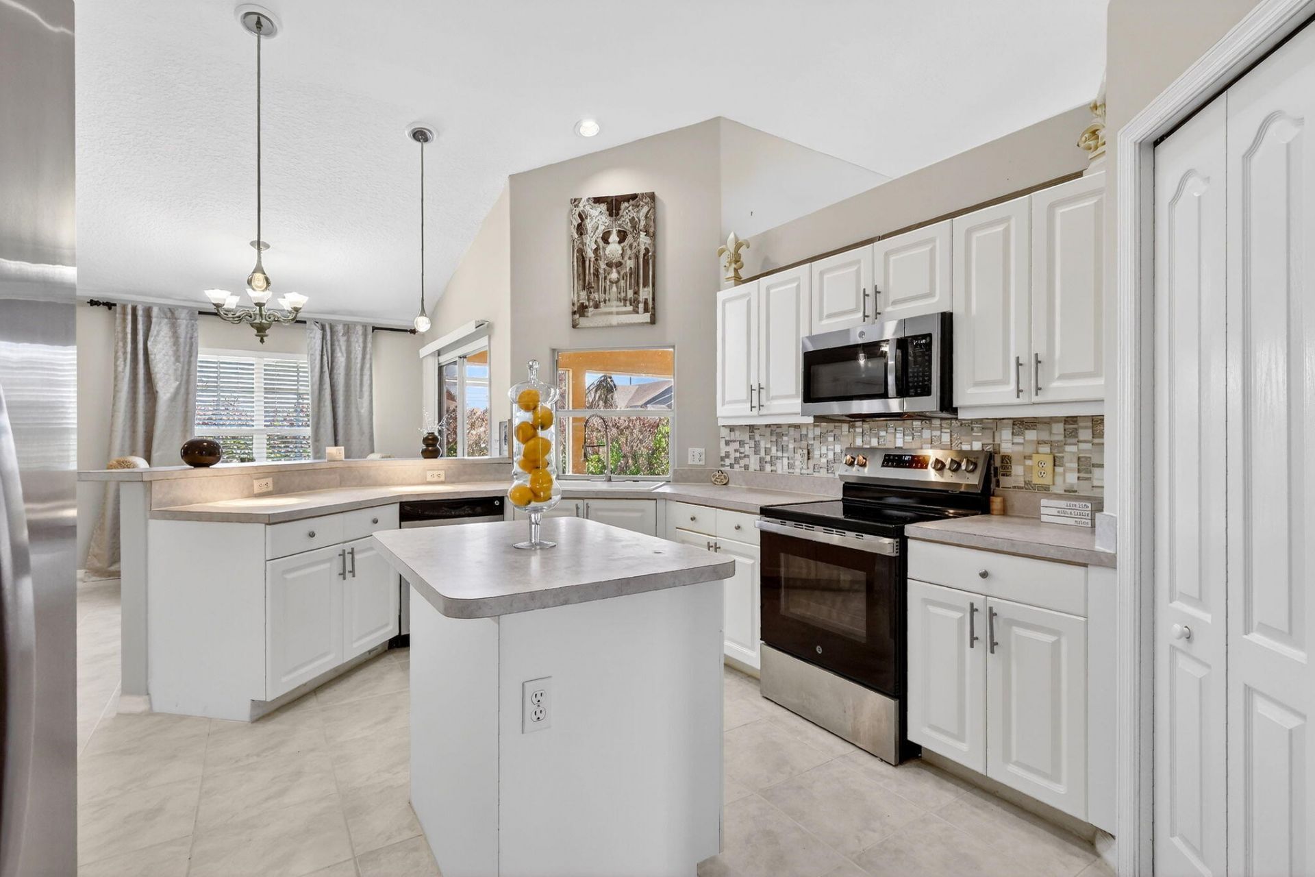 544 SE Nome Drive, Port Saint Lucie, FL 34984 Photo