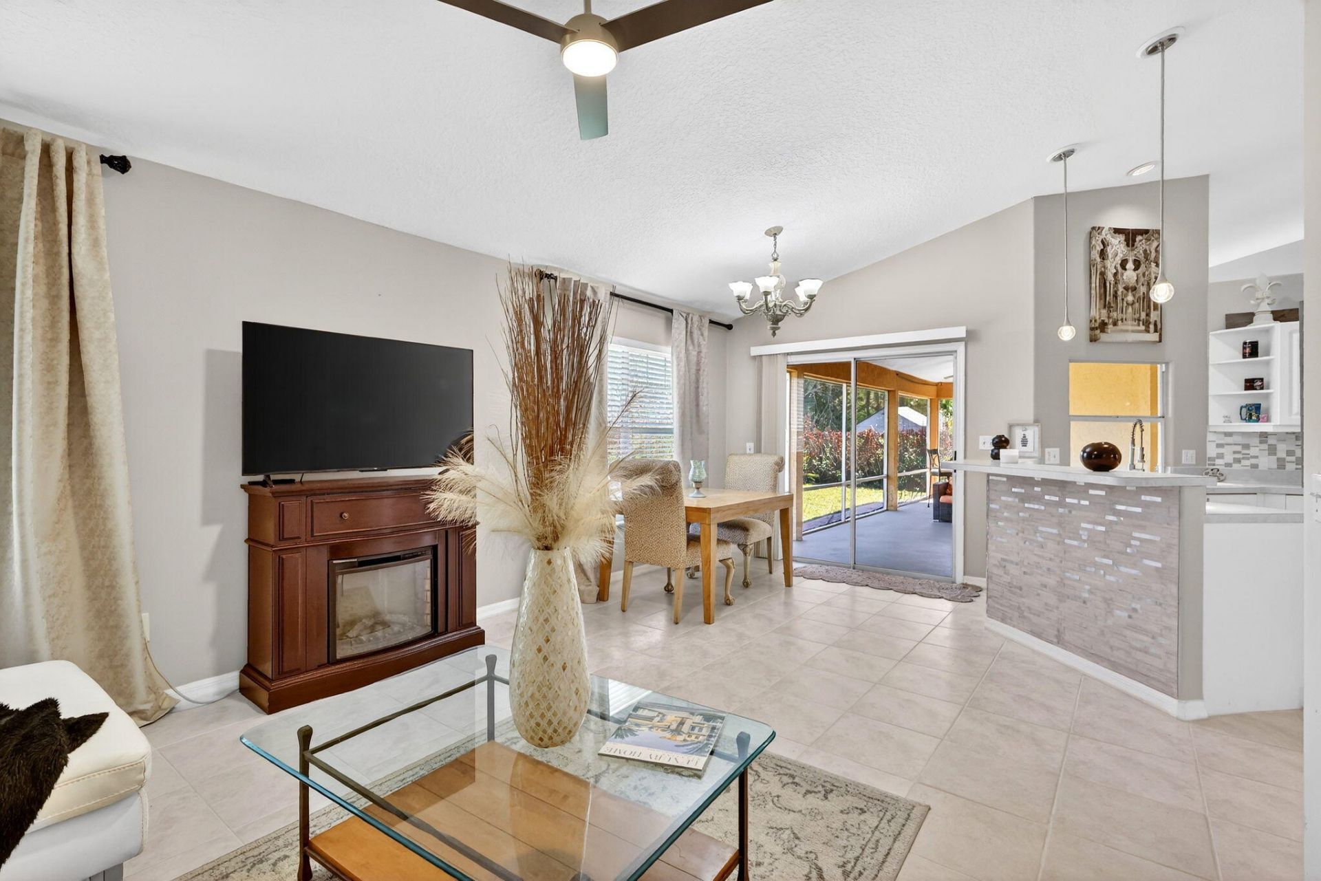 544 SE Nome Drive, Port Saint Lucie, FL 34984 Photo