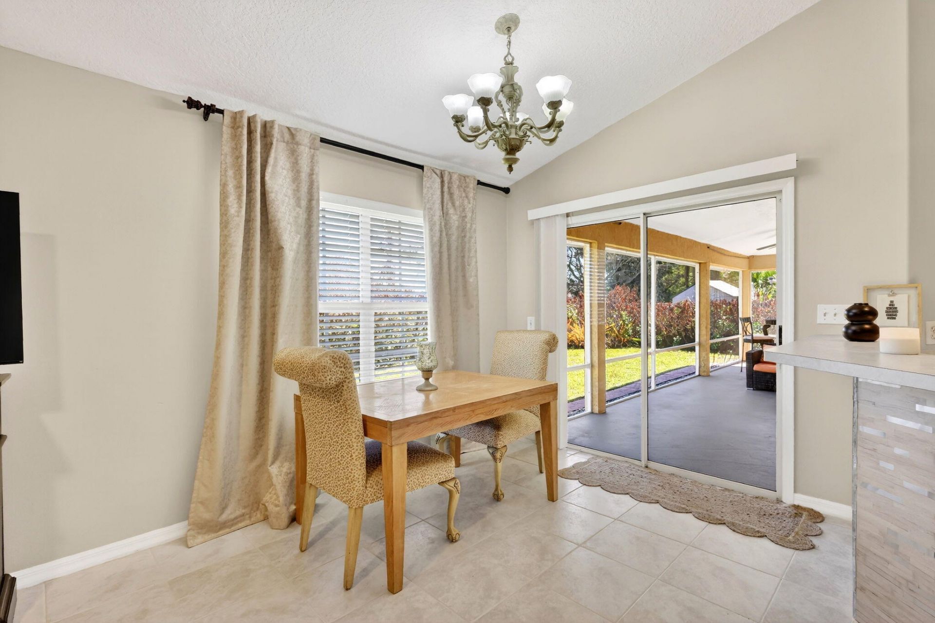 544 SE Nome Drive, Port Saint Lucie, FL 34984 Photo