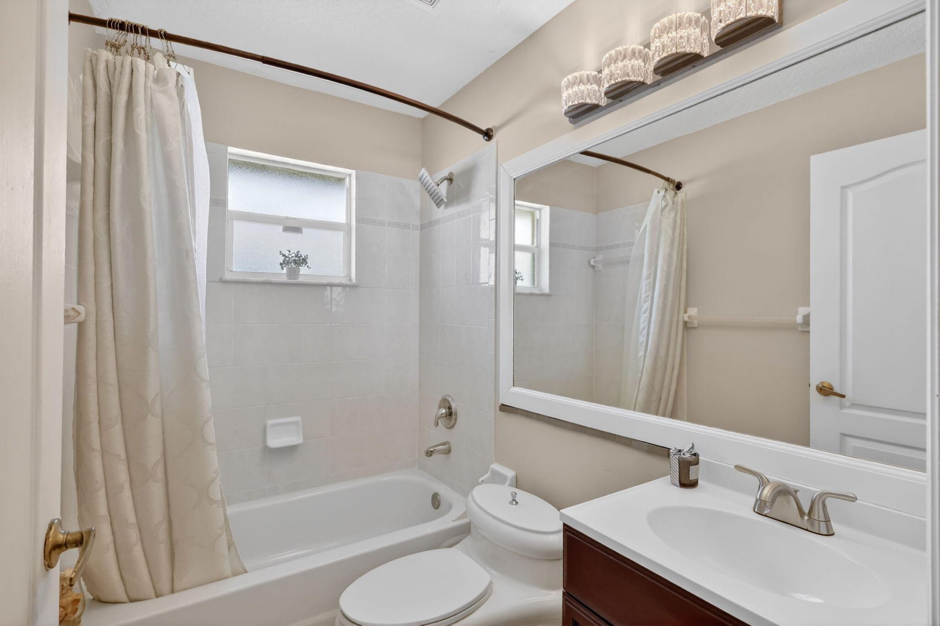 544 SE Nome Drive, Port Saint Lucie, FL 34984 Photo