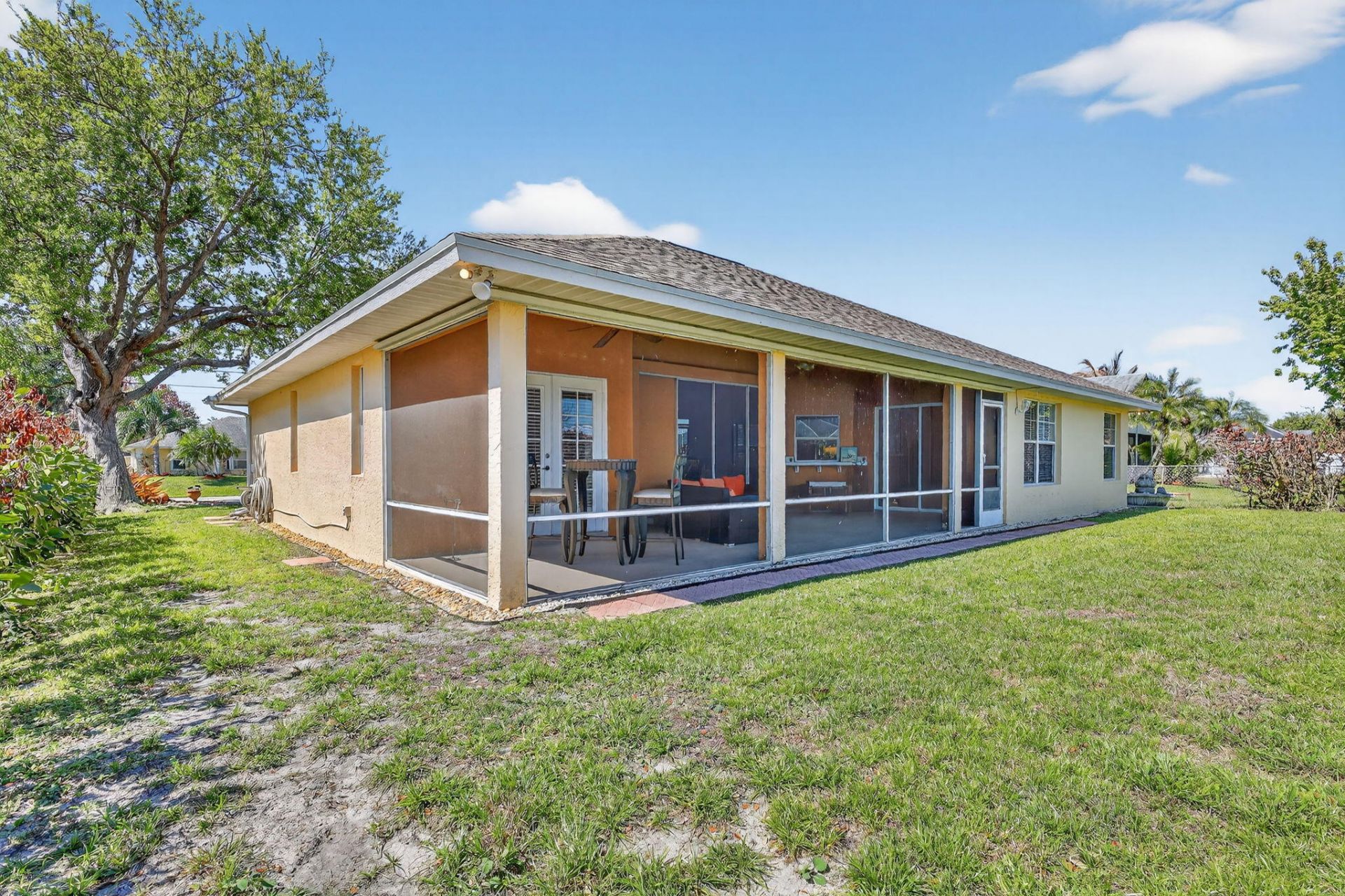 544 SE Nome Drive, Port Saint Lucie, FL 34984 Photo