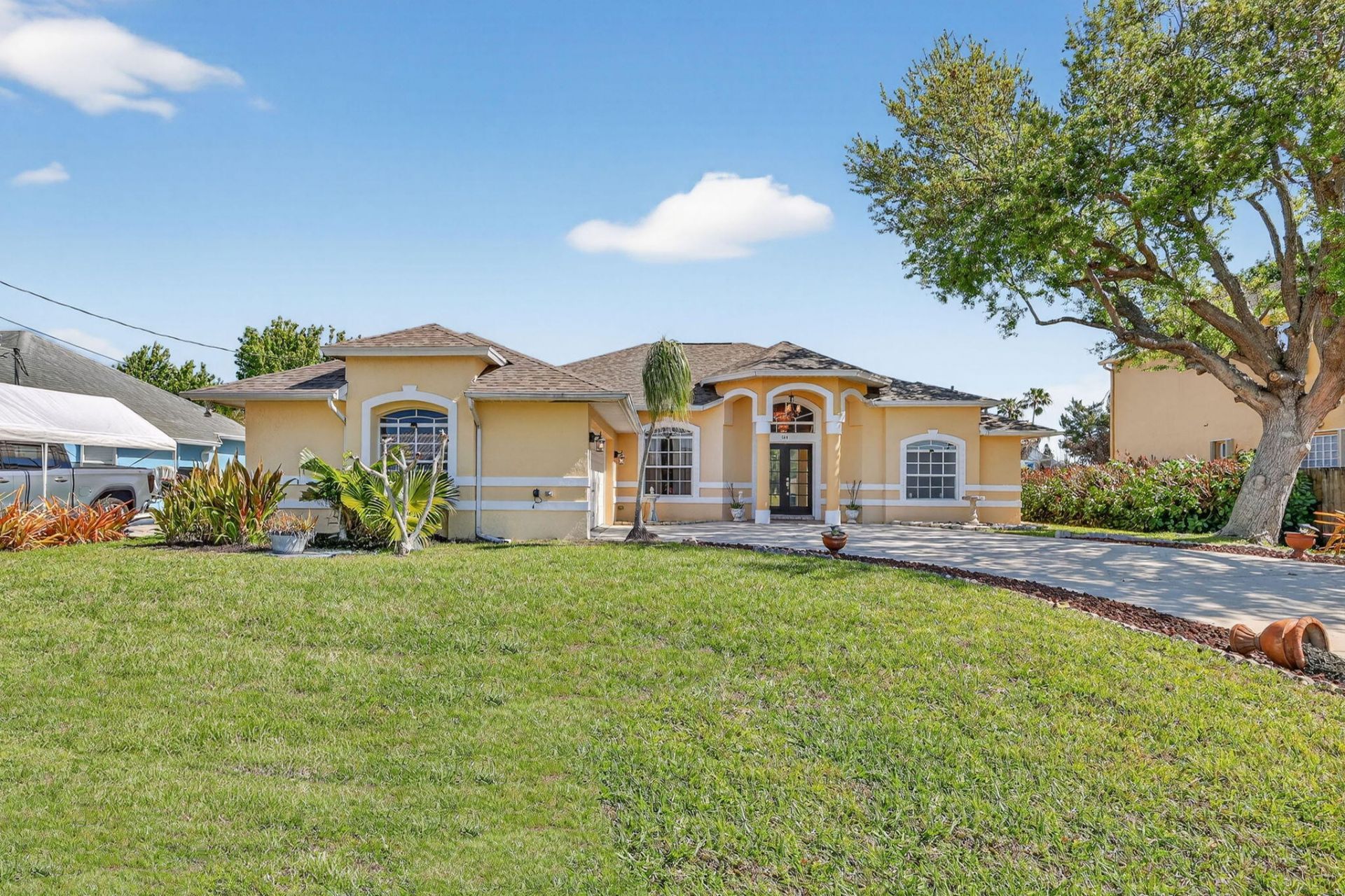 544 SE Nome Drive, Port Saint Lucie, FL 34984 Photo