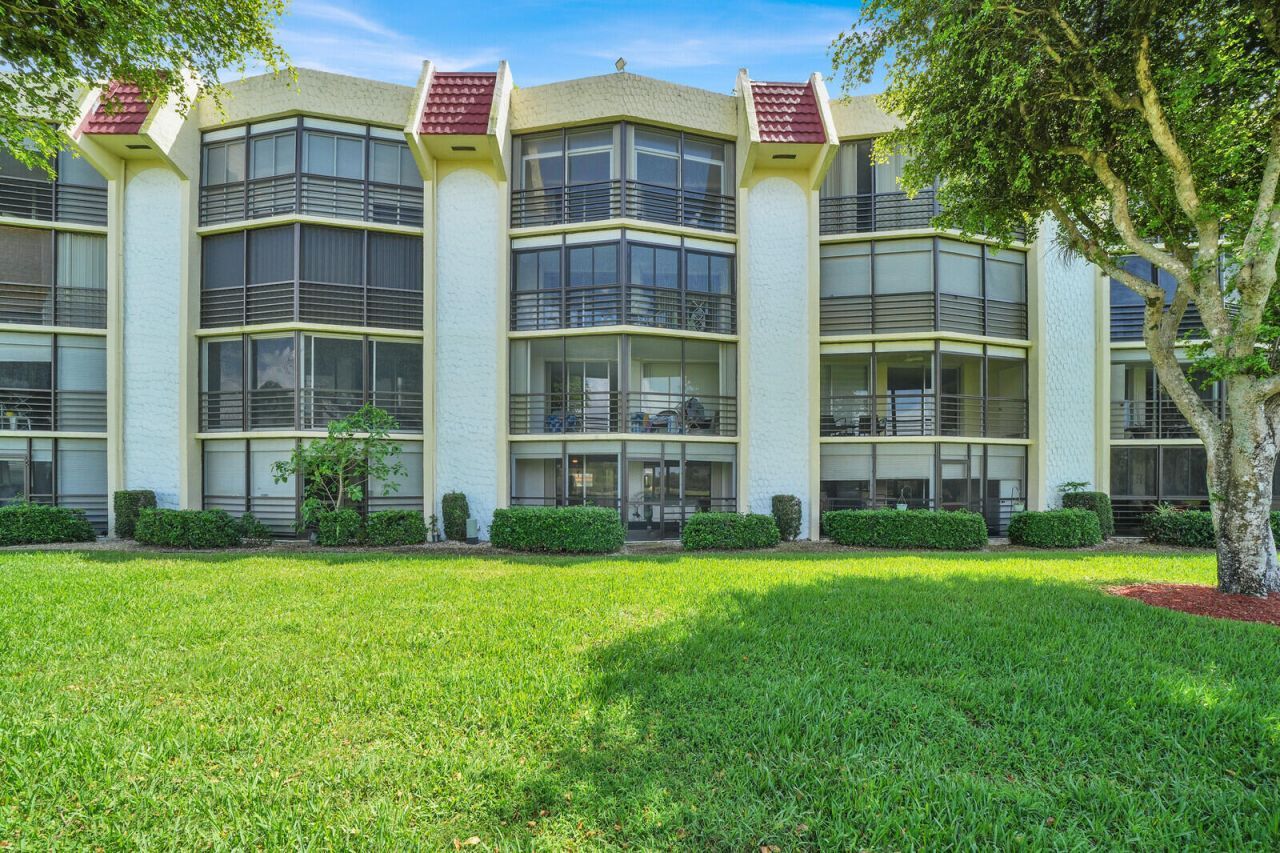 23277 Barwood Lane N, Unit Apt 107, Boca Raton, FL 33428 Photo