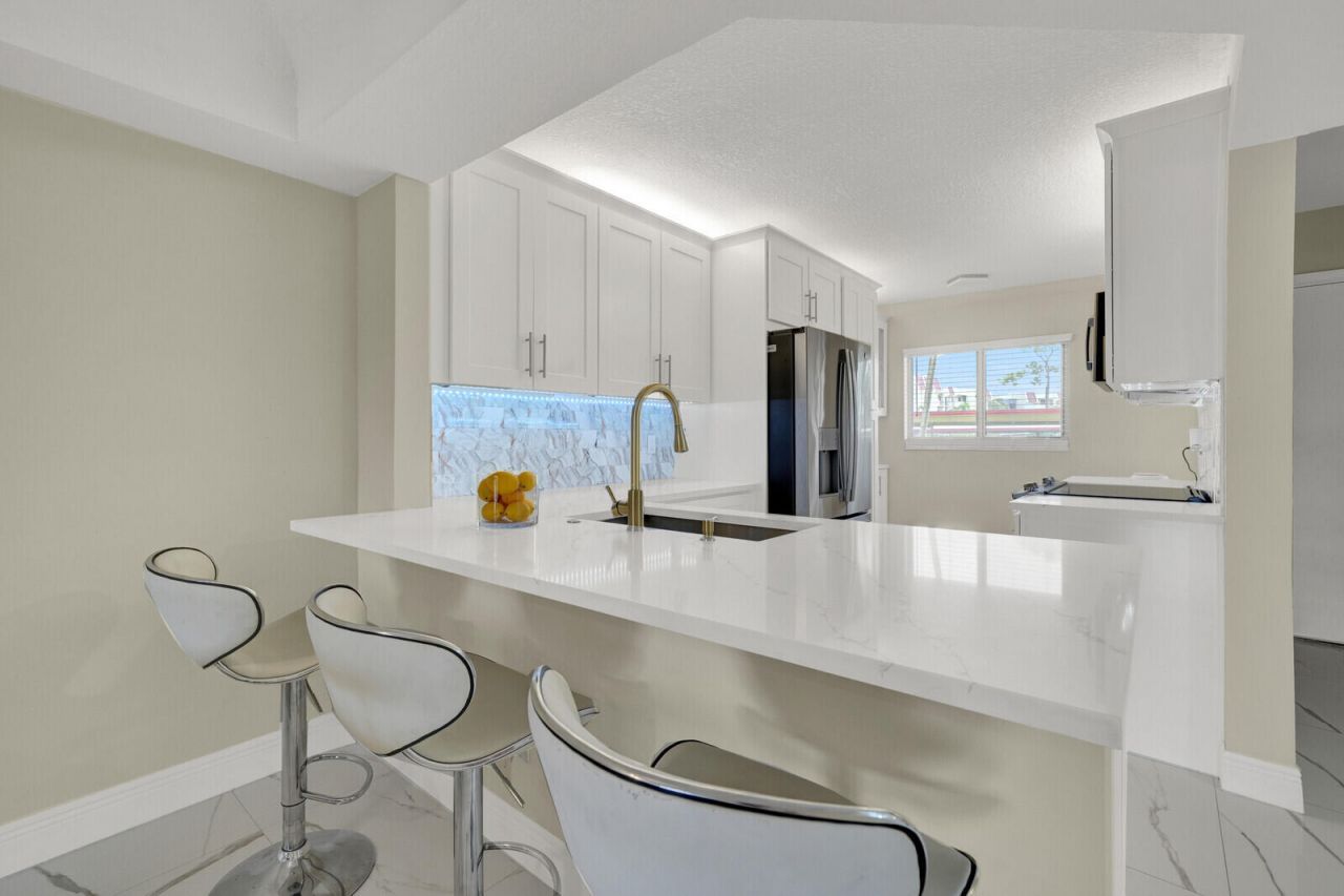 23277 Barwood Lane N, Unit Apt 107, Boca Raton, FL 33428 Photo